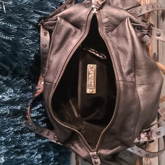 Be & D Leather Satchel - Picture 14 of 15